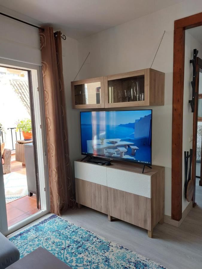 Cozy Penthouse With Excellent Location Apartment